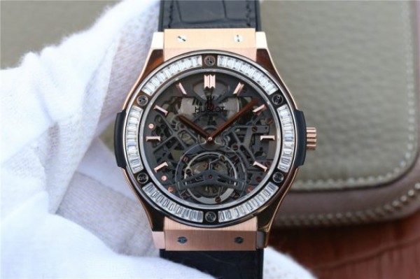 How to buy a Hublot replica watch in Isle of Man?