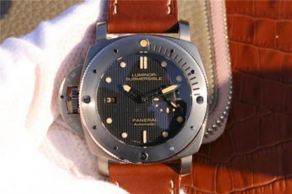 Panerai PAM569 Titanium XF Brown Thick Leather Strap P9000