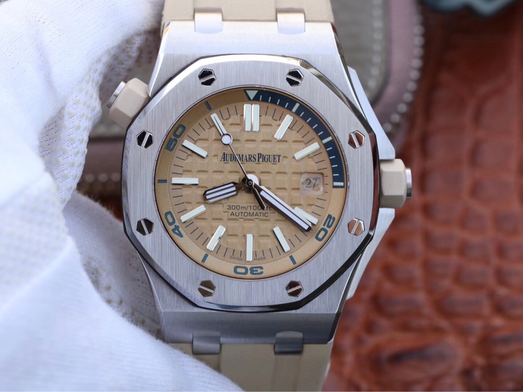 Audemars Piguet Royal Oak Offshore Diver 26703 1:1 Superclone