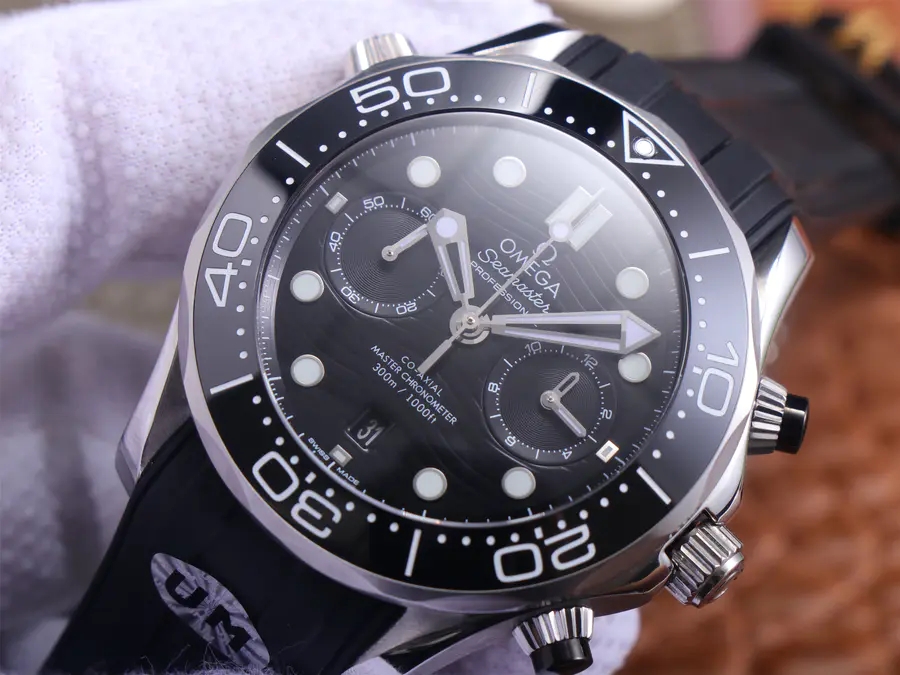 Omega's  Seamaster 300 1:1 Superclone