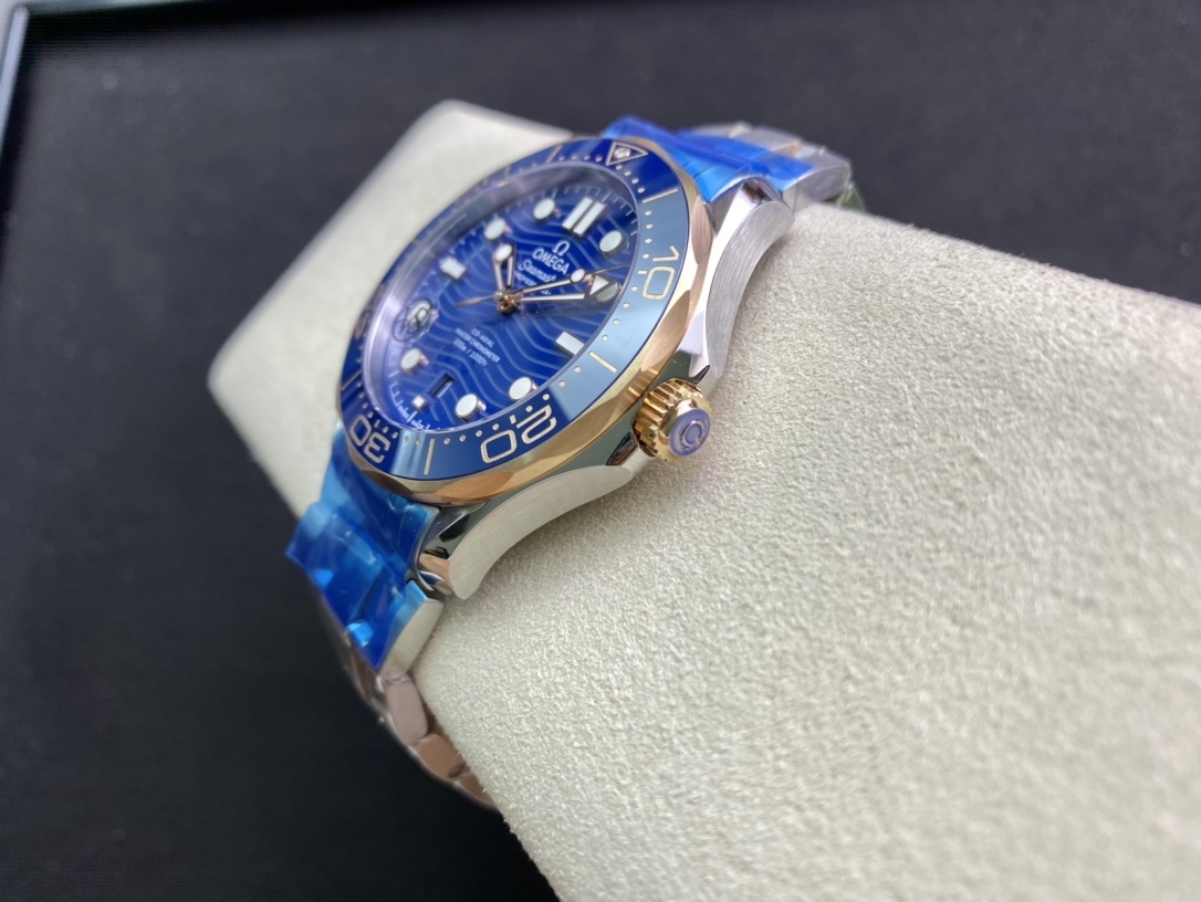 OMEGA Seamaster Diver 300M 42mm Blue Dial 