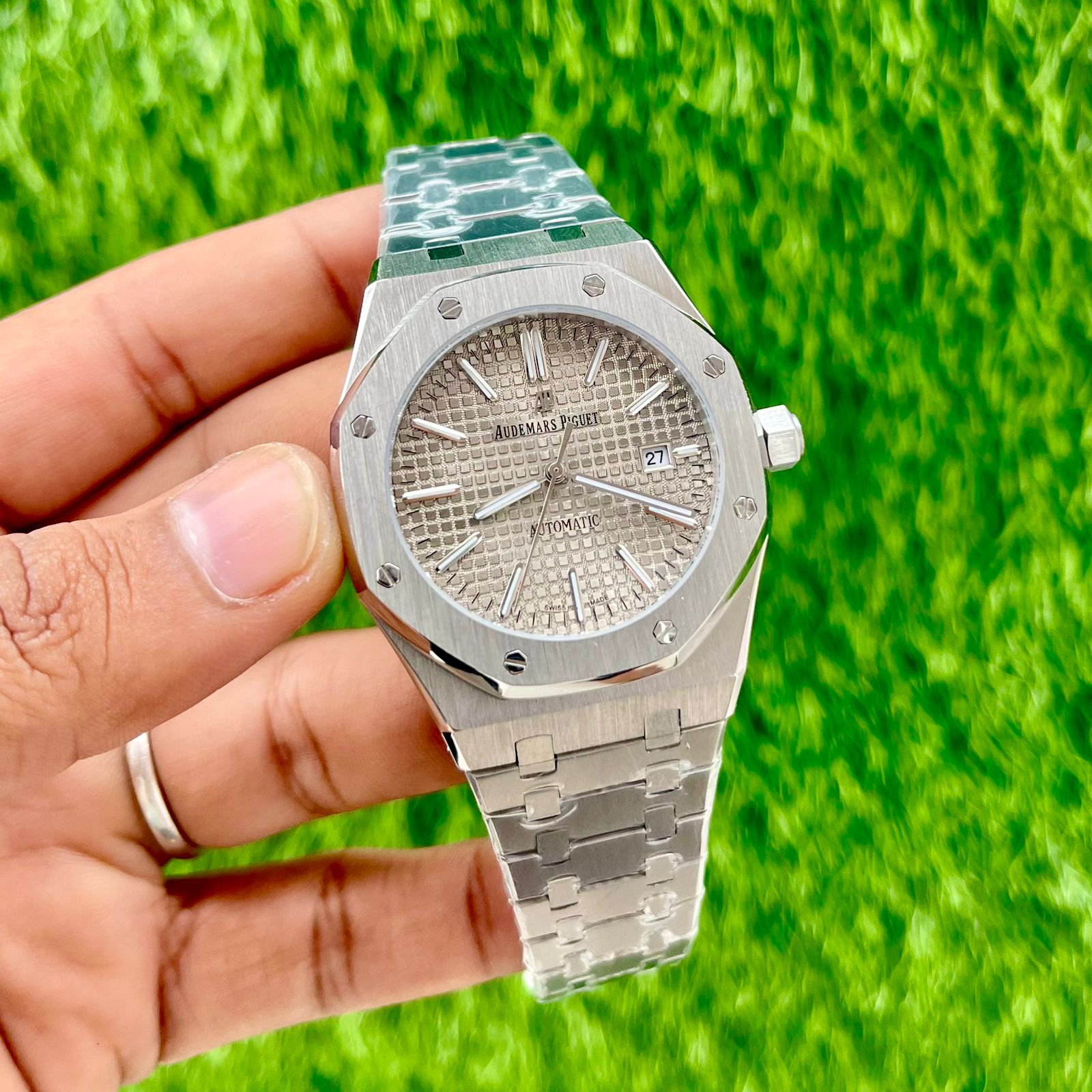 Audemars Piguet Royal Oak Silver Semi-ETA  Watch - gallery