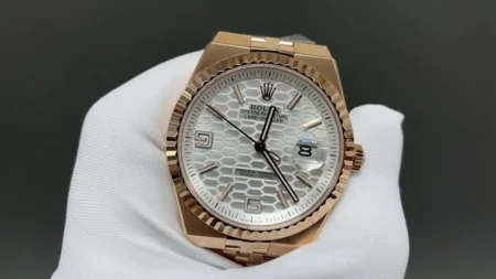 Rolex Super Clone Land Dweller 40mm Everose Gold - gallery
