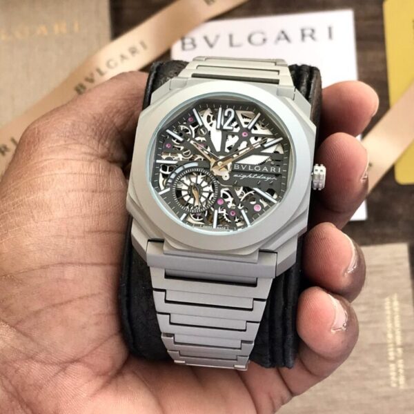 Breitling Avenger B01 Chronograph Yellow Dial - gallery