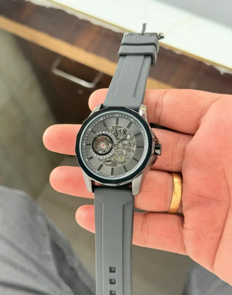 Cartier Baignoire Bangle Rose Gold Ladies Quartz - gallery