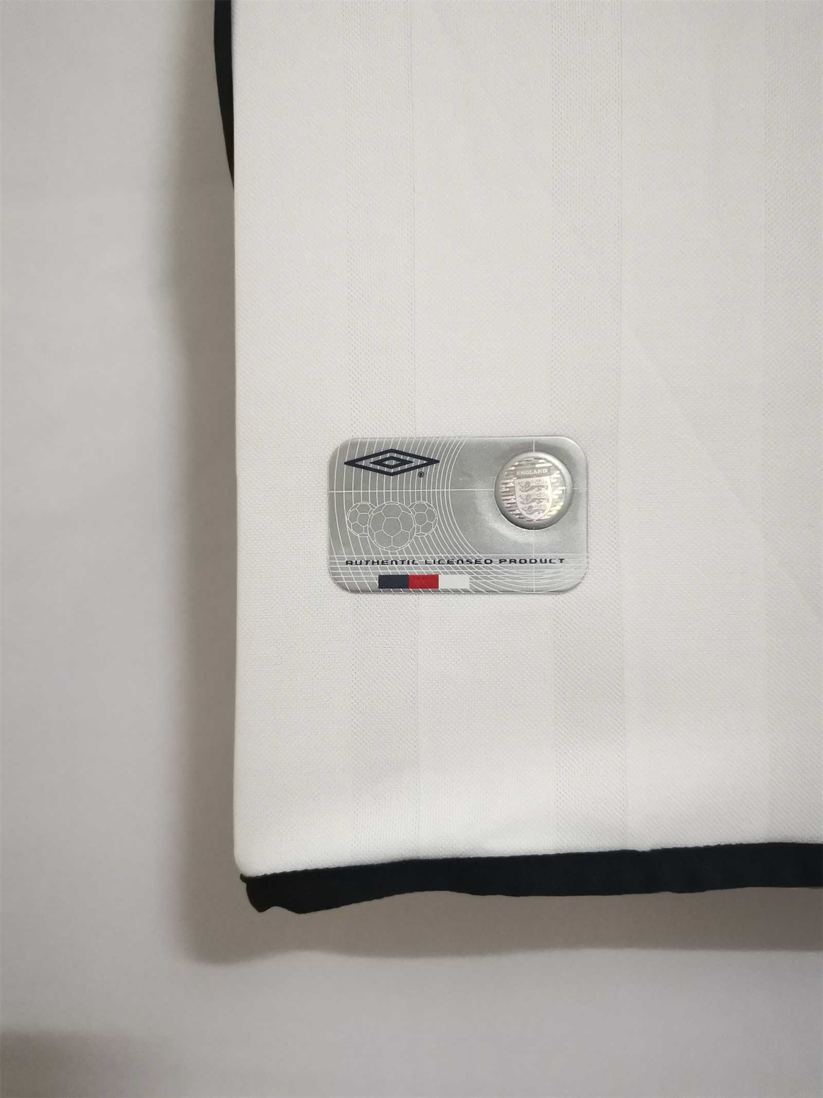 2002 England World Cup Home Retro Jersey - view 11