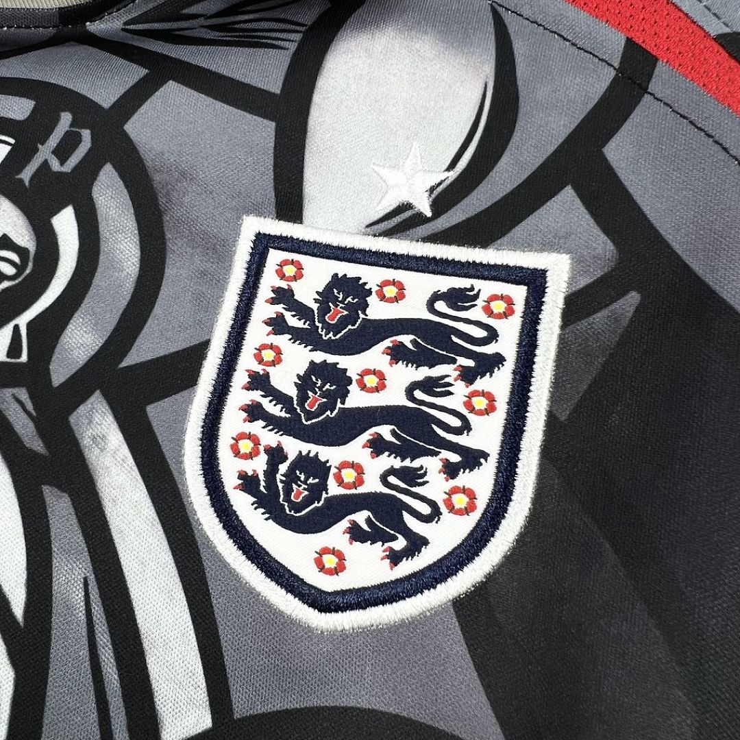 2026 England x Palace Pre-match Wolrd Cup Soccer Jersey - view 4