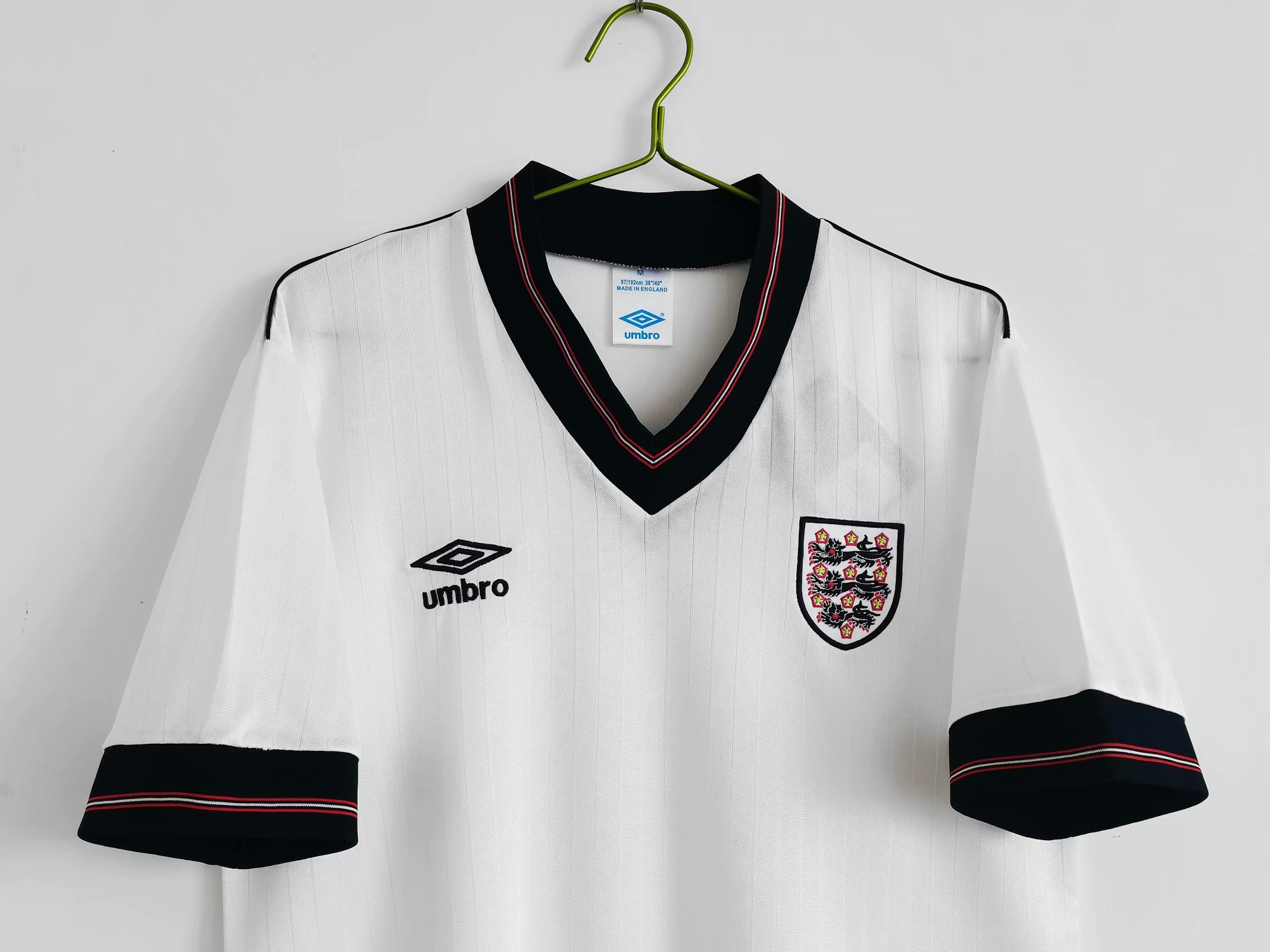 1984/87 England Home Retro Jersey - view 9