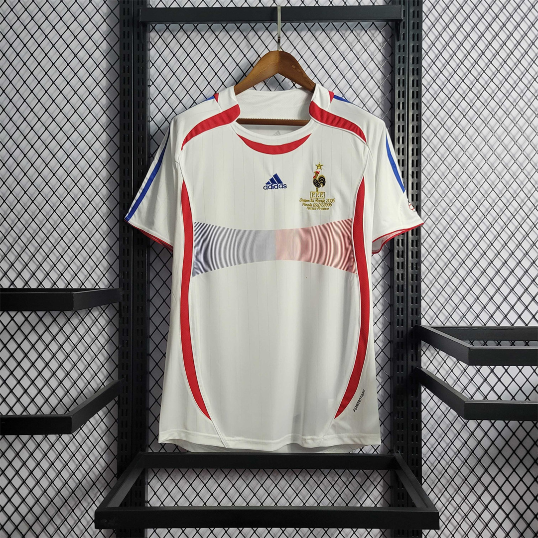 2006 France Zidane #10 World Cup Away Retro Jersey - view 4