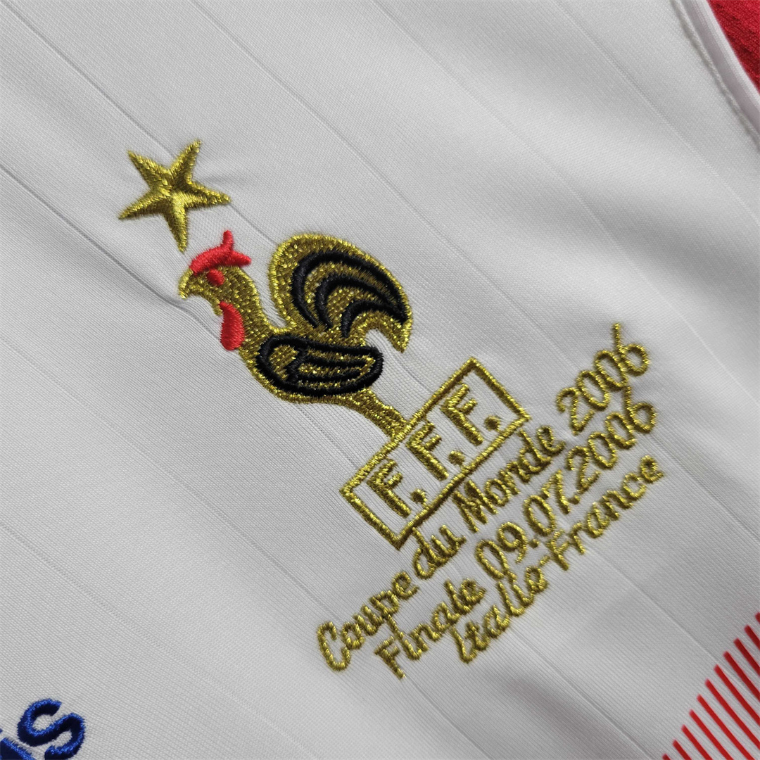 2006 France Zidane #10 World Cup Away Retro Jersey - view 8