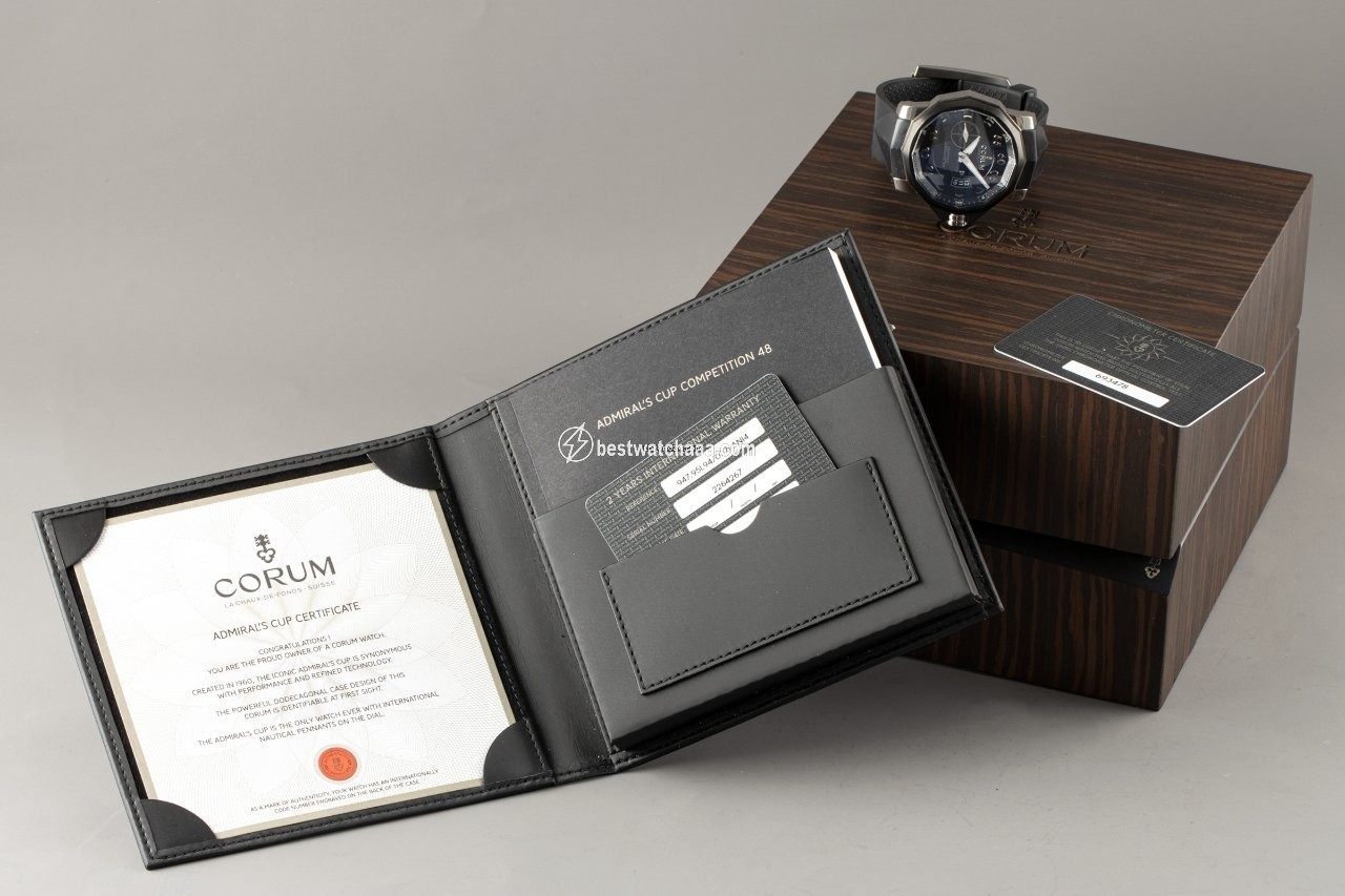 Corum Admirals Cup Mens watch Unisex Automatic Titanium 01.0068 - gallery