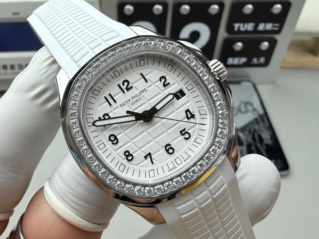 Patek Philippe 5267/200A – Aquanaut Super Clone - gallery