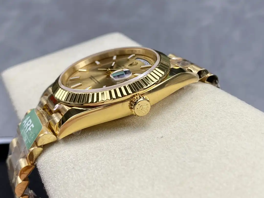 Superclone Rolex Day-Date II 40mm Champagne Dial 228238 - gallery