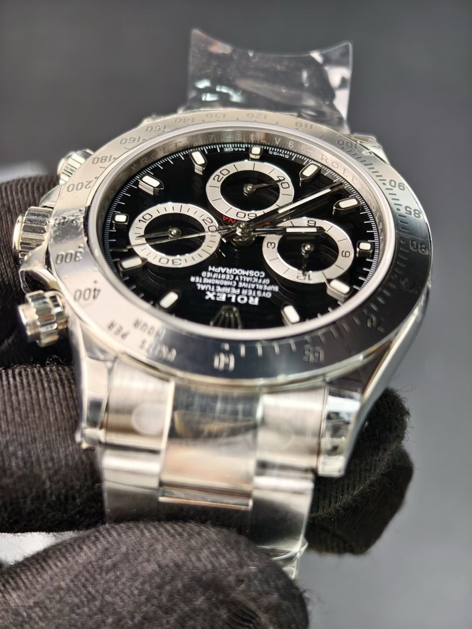Rolex Daytona Super 116520 Black Dial 40mm - gallery