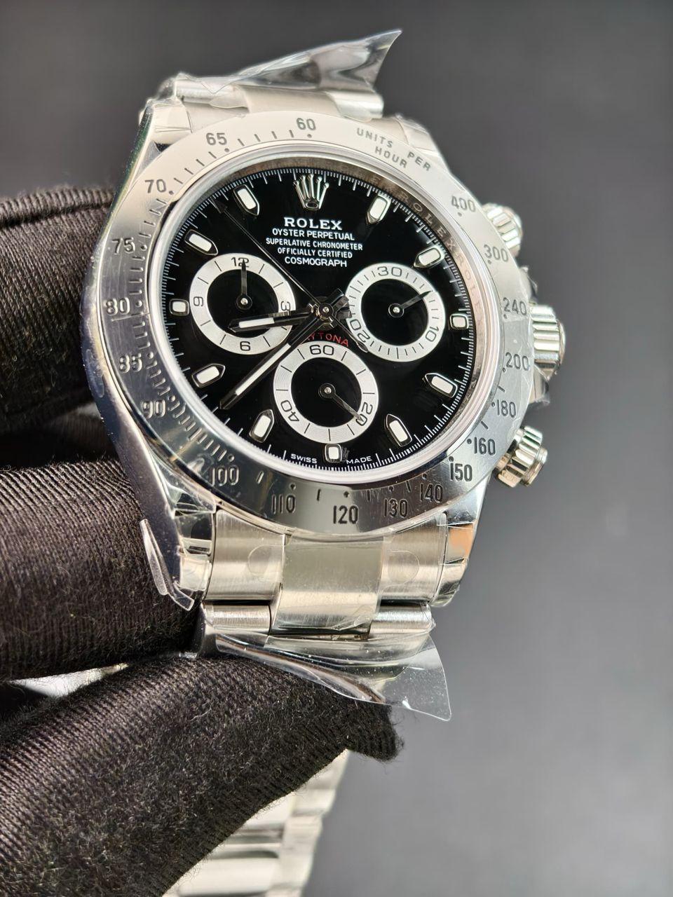 Rolex Daytona Super 116520 Black Dial 40mm - gallery