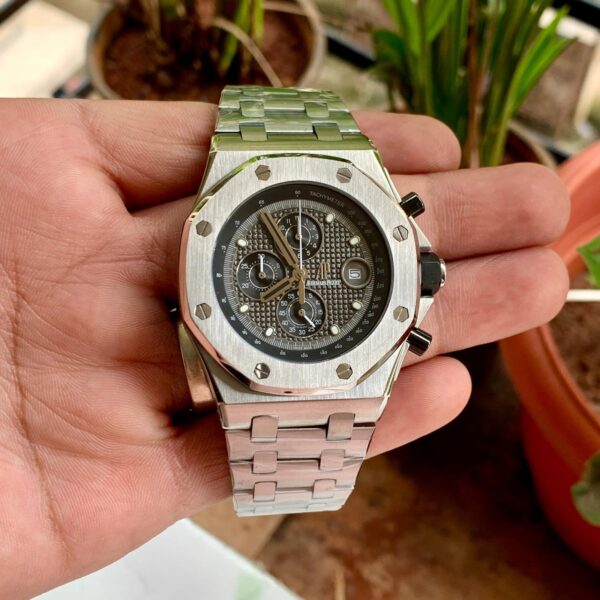Audemars Piguet Royal Oak Chrono Silver Vampire Quartz - gallery