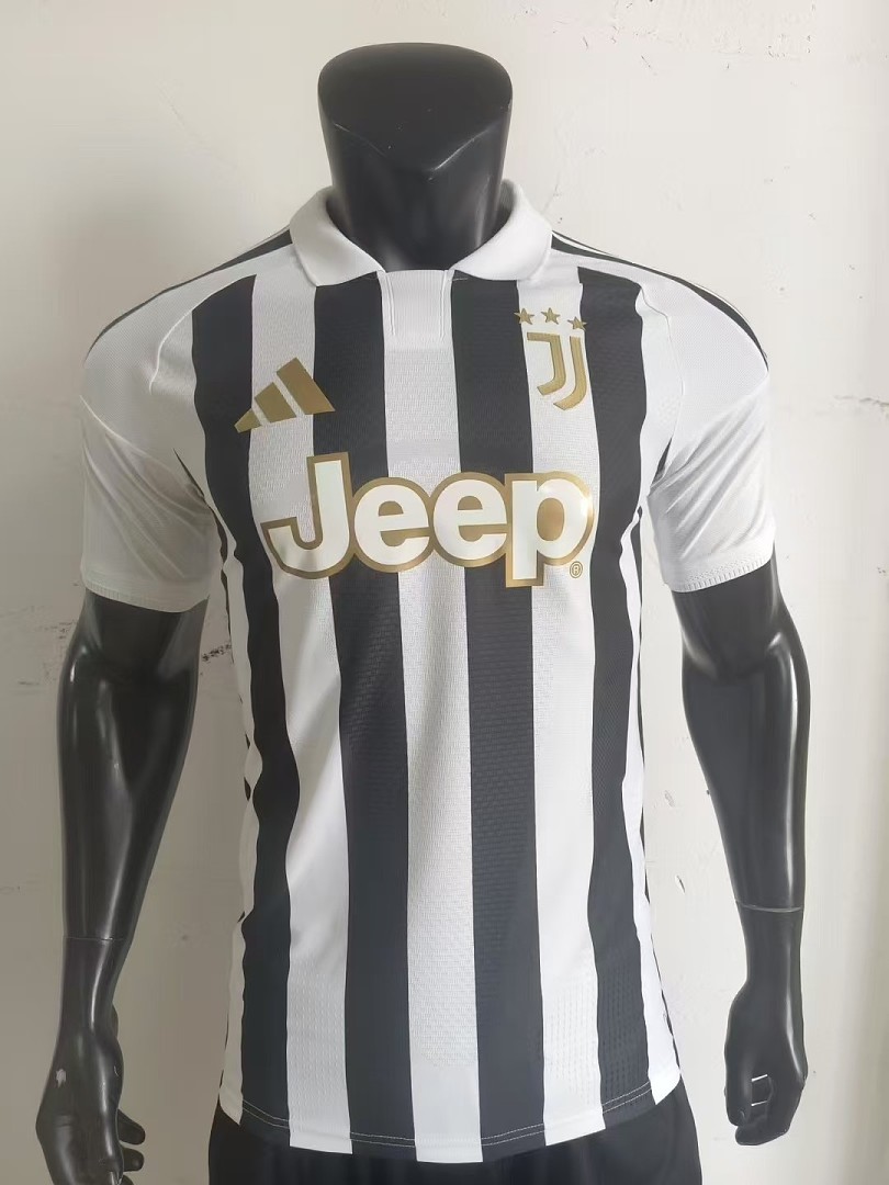 26-27JuventusHome 2