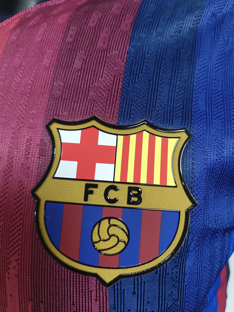26-27BarcelonaHome - view 3
