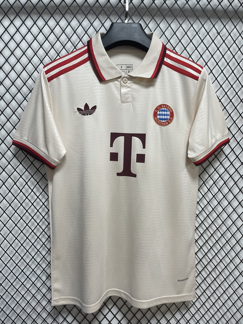 Bayern Munich 2 Away Jersey S-4 XL - view 4
