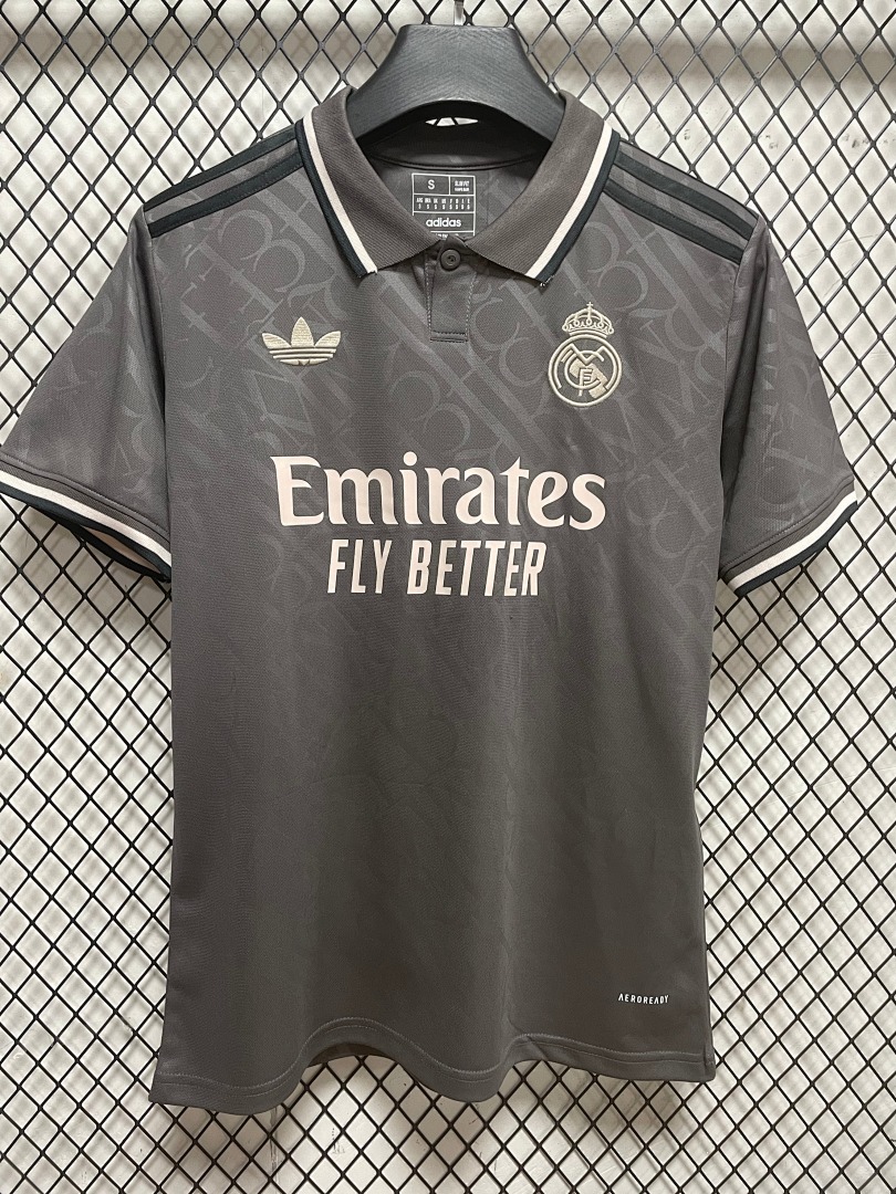 Real Madrid 2 Away Jersey S-4 XL - view 3